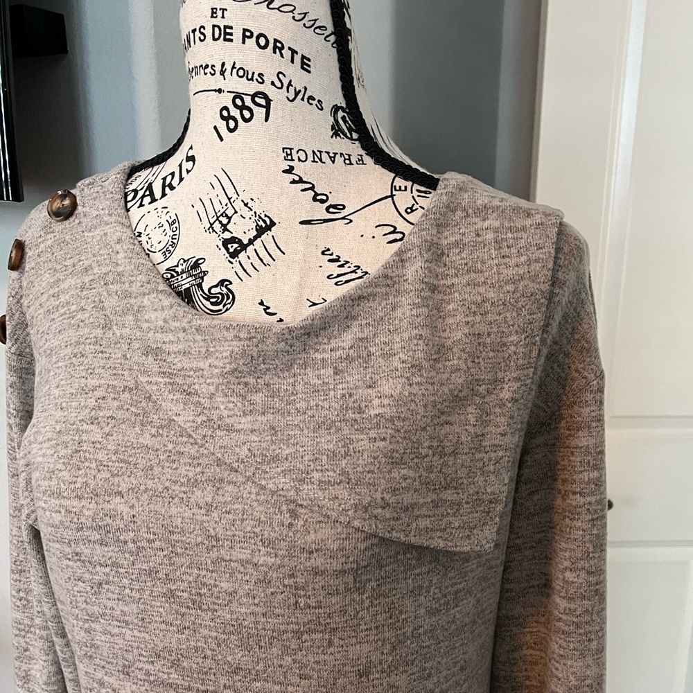 NWOT Women’s Long Sleeve Tunic Top Lightweight Sweater - Picture 9 of 13